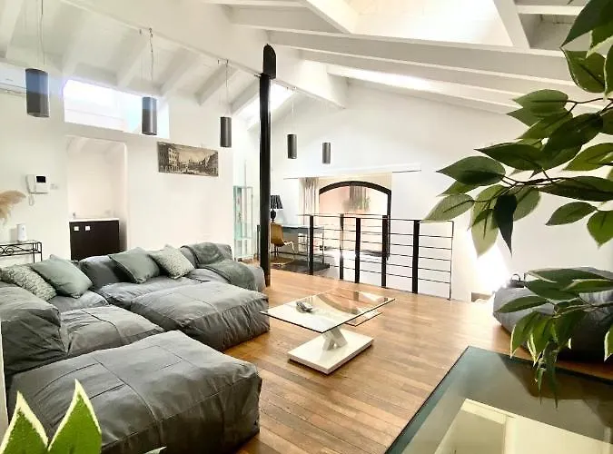 Luxury Industrial Apt Vicino Al Centro Con Garage