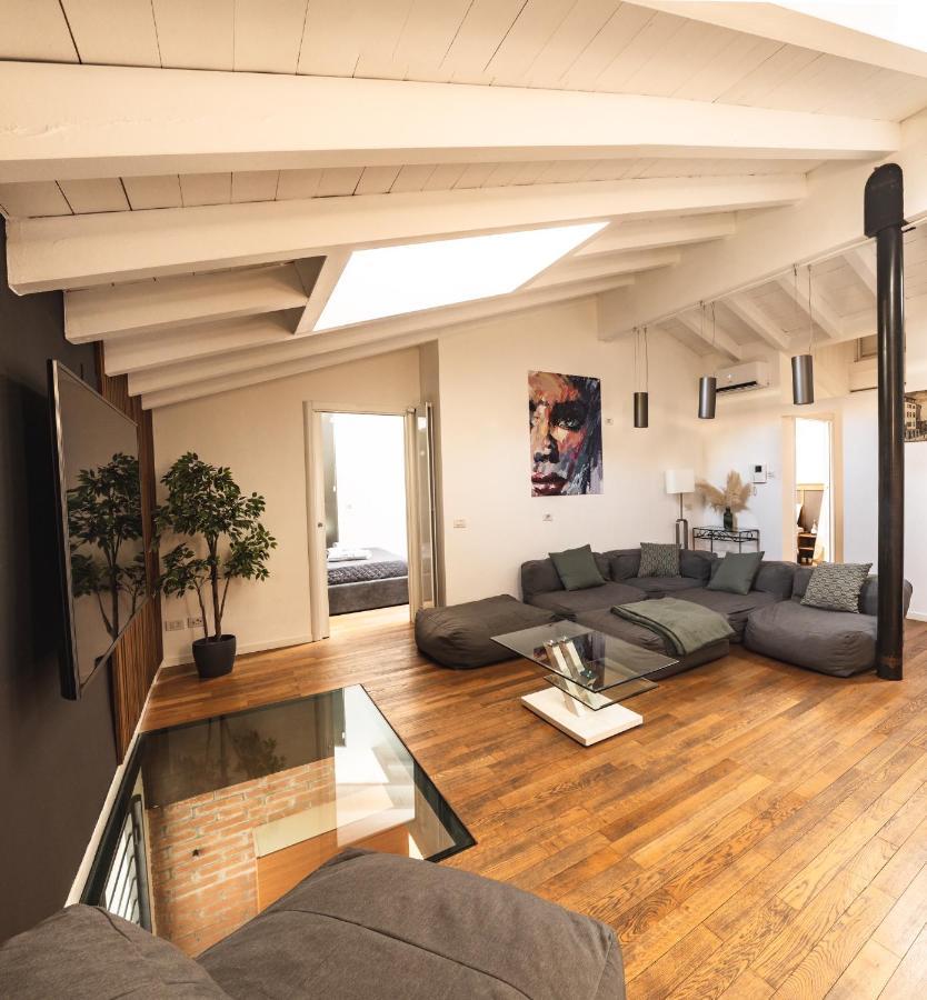 Luxury Industrial Vicino Al Centro Con Garage Brescia