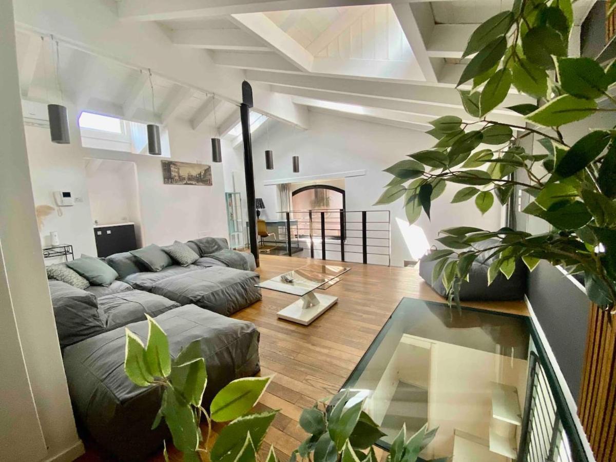 Appartement Luxury Industrial Vicino Al Centro Con Garage